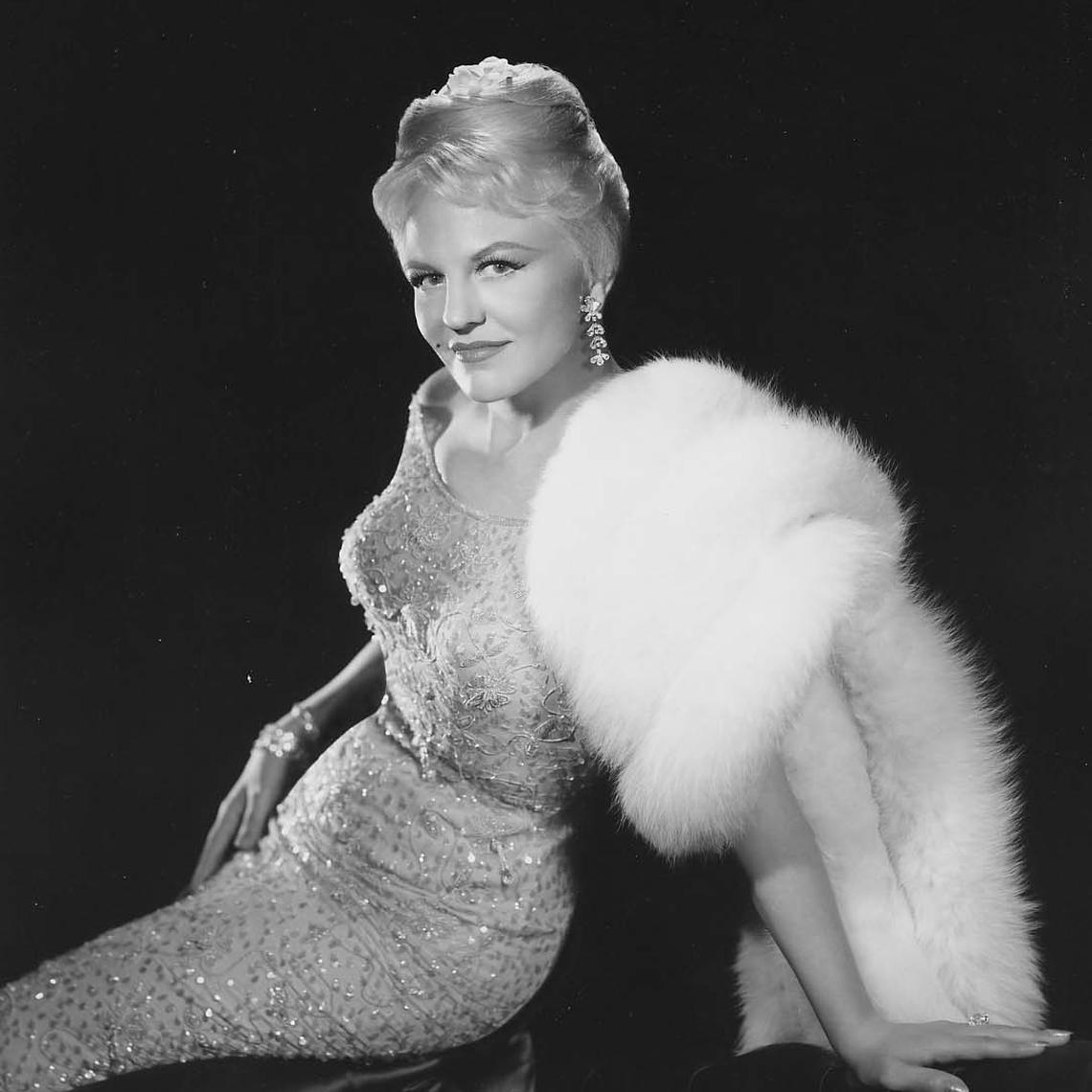 The Incomparable Miss Peggy Lee - Peggy Lee.